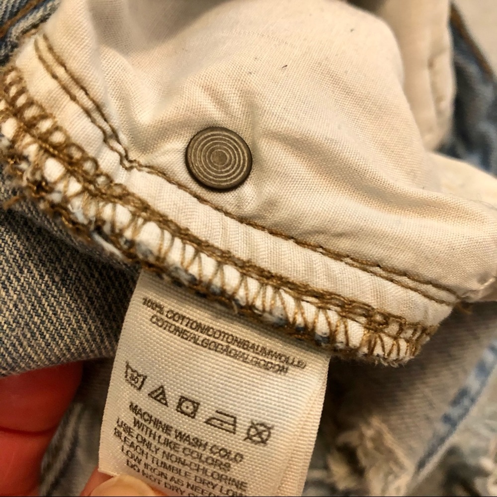 ✅SOLD![Free People] Button Fly Cutoff Denim Shorts - Picture 8 of 15
